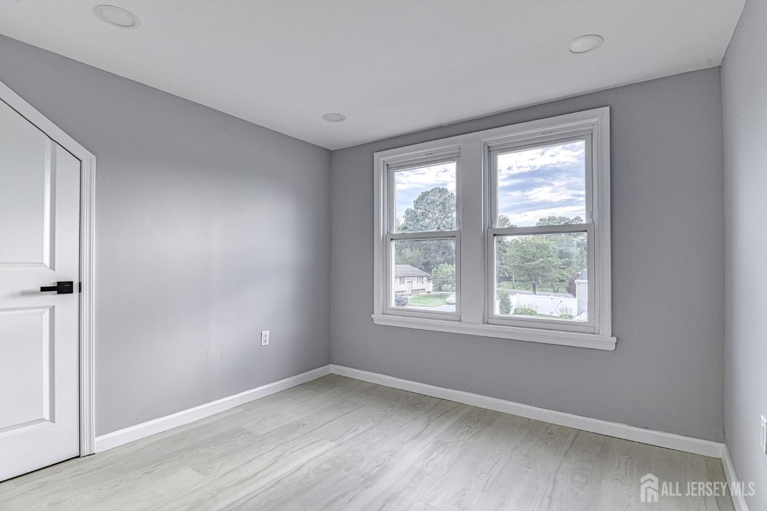 27 Elm Street, Edison, NJ, 08817 image 52