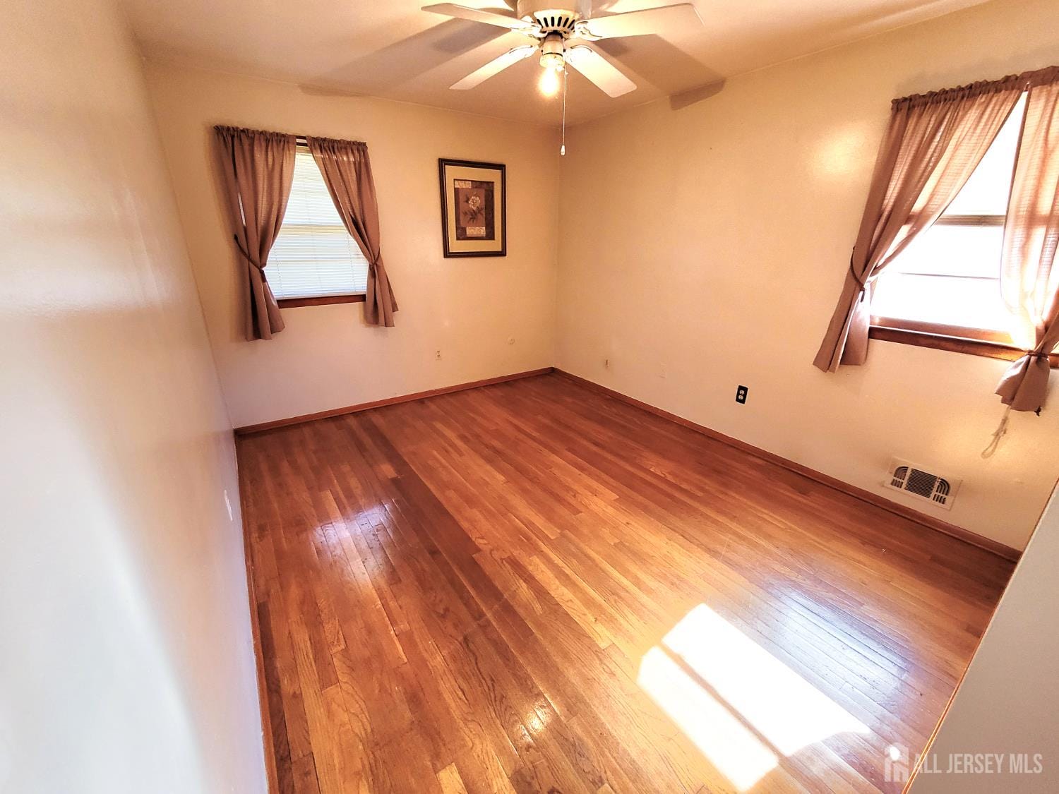 694 Vincent Place, Perth Amboy, NJ, 08861