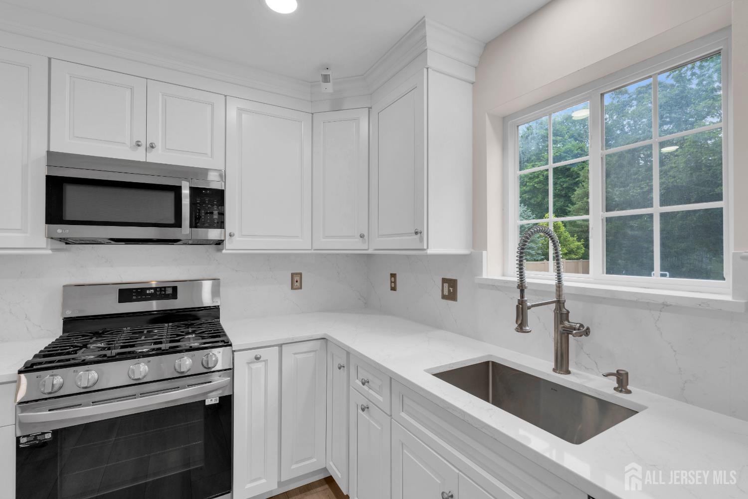 3 Malibu Court, Jackson, NJ, 08527 image 40