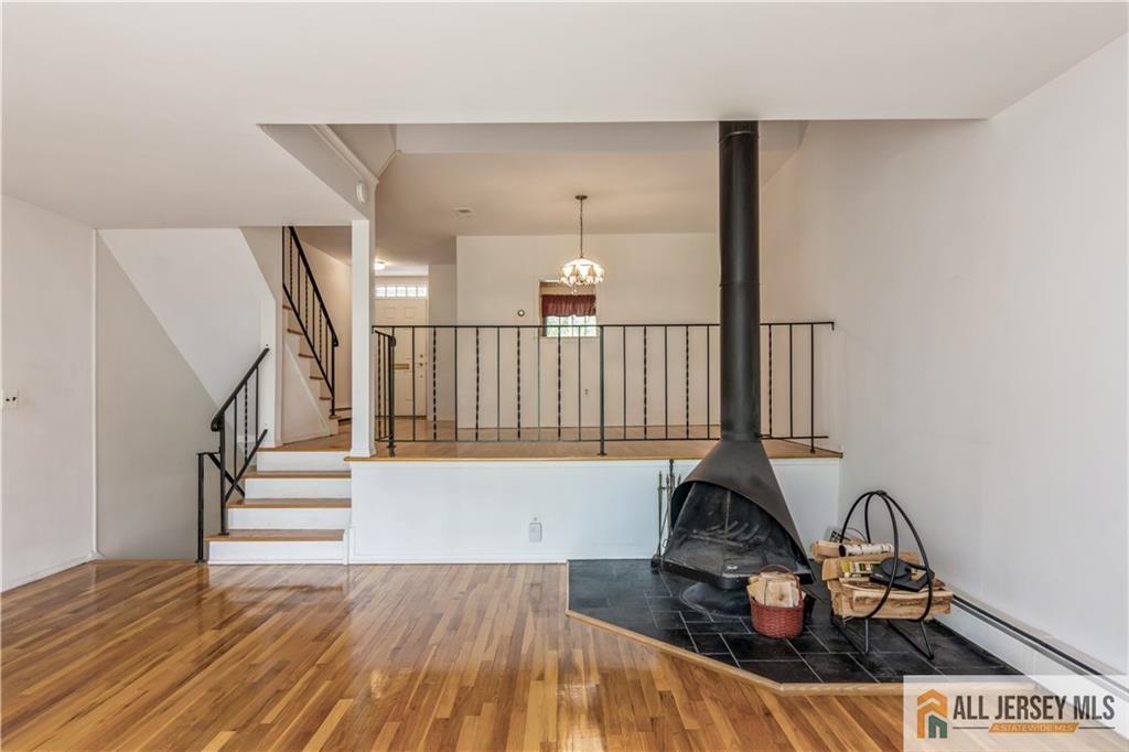 323 Gills Lane 9C, Iselin, NJ, 08830 image 8