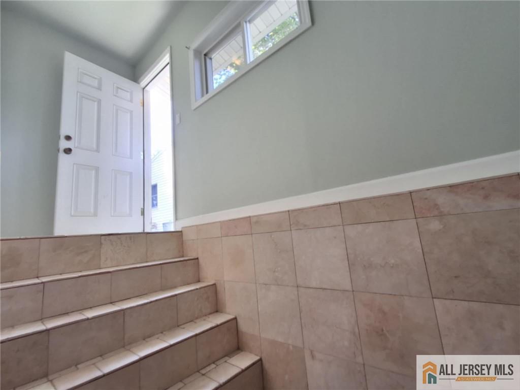 85 Pinetree Drive, Sayreville, NJ, 08859 image 30