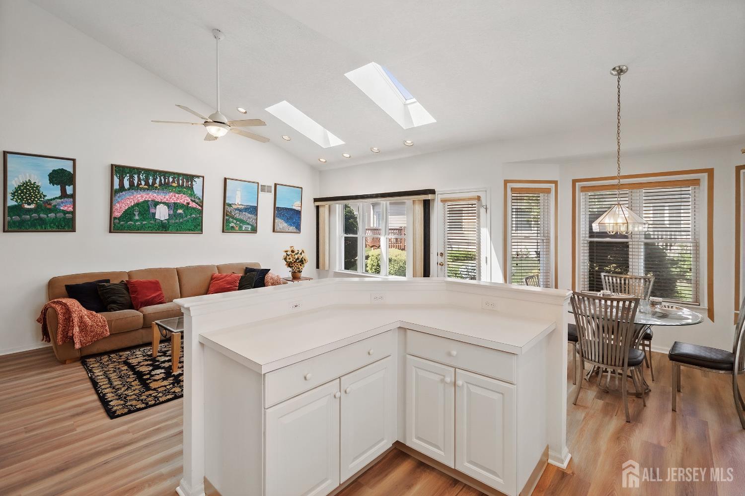 17 Severn Way, Monroe, NJ, 08831 image 15
