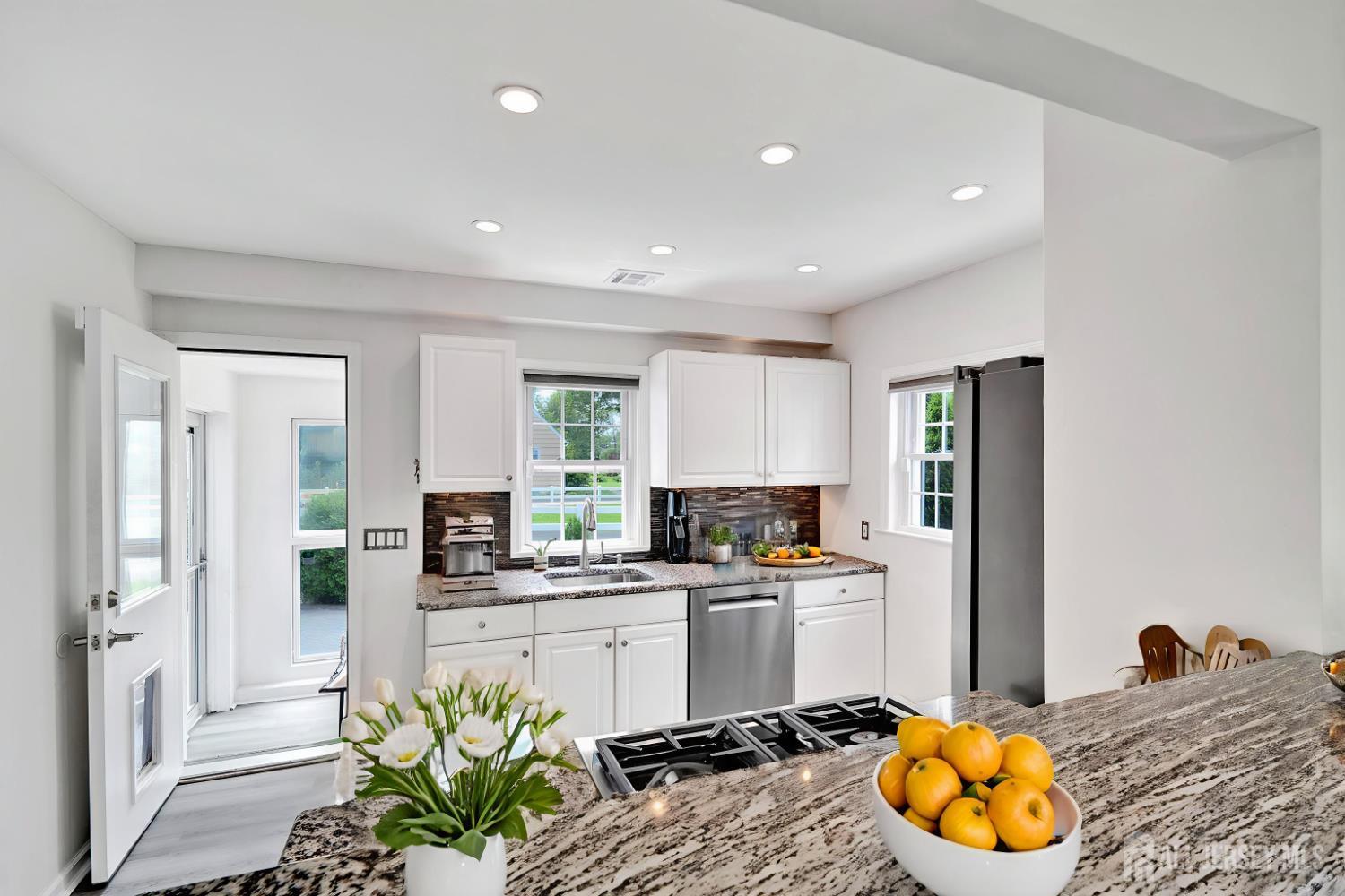 10 Shaw Drive, Franklin, NJ, 08528 image 12