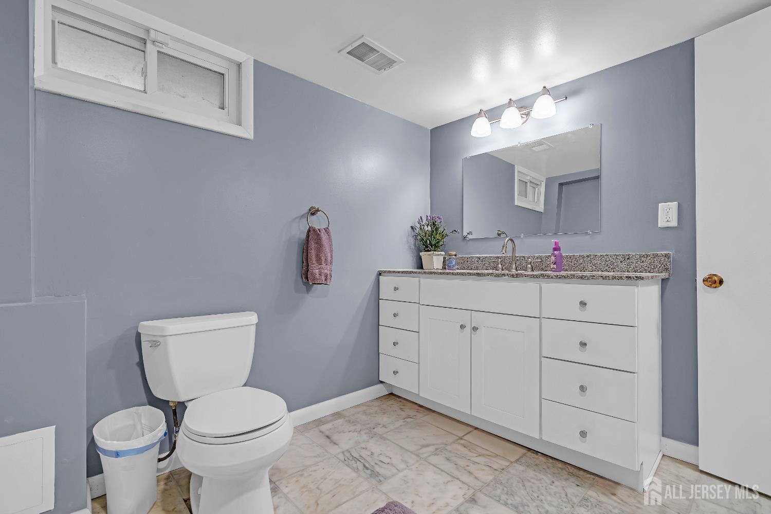 384 Gerry Road, North Brunswick, NJ, 08902 image 33