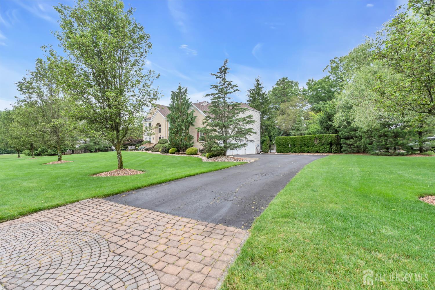 329 Valley View Circle, Freehold Twp, NJ, 07728 image 89