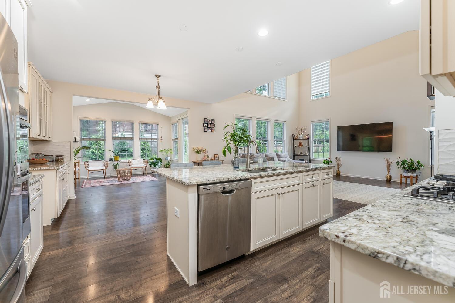 12 McLellan Court, East Brunswick, NJ, 08816 image 20