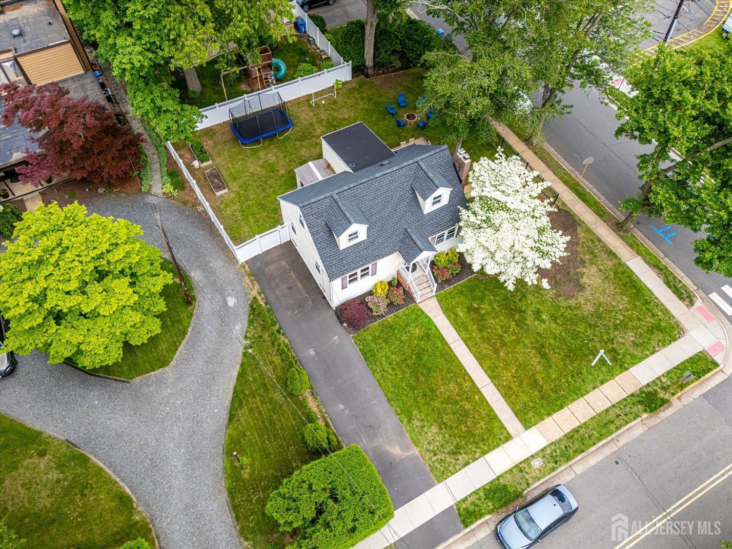 61 Thomas Street, Metuchen, NJ, 08840
