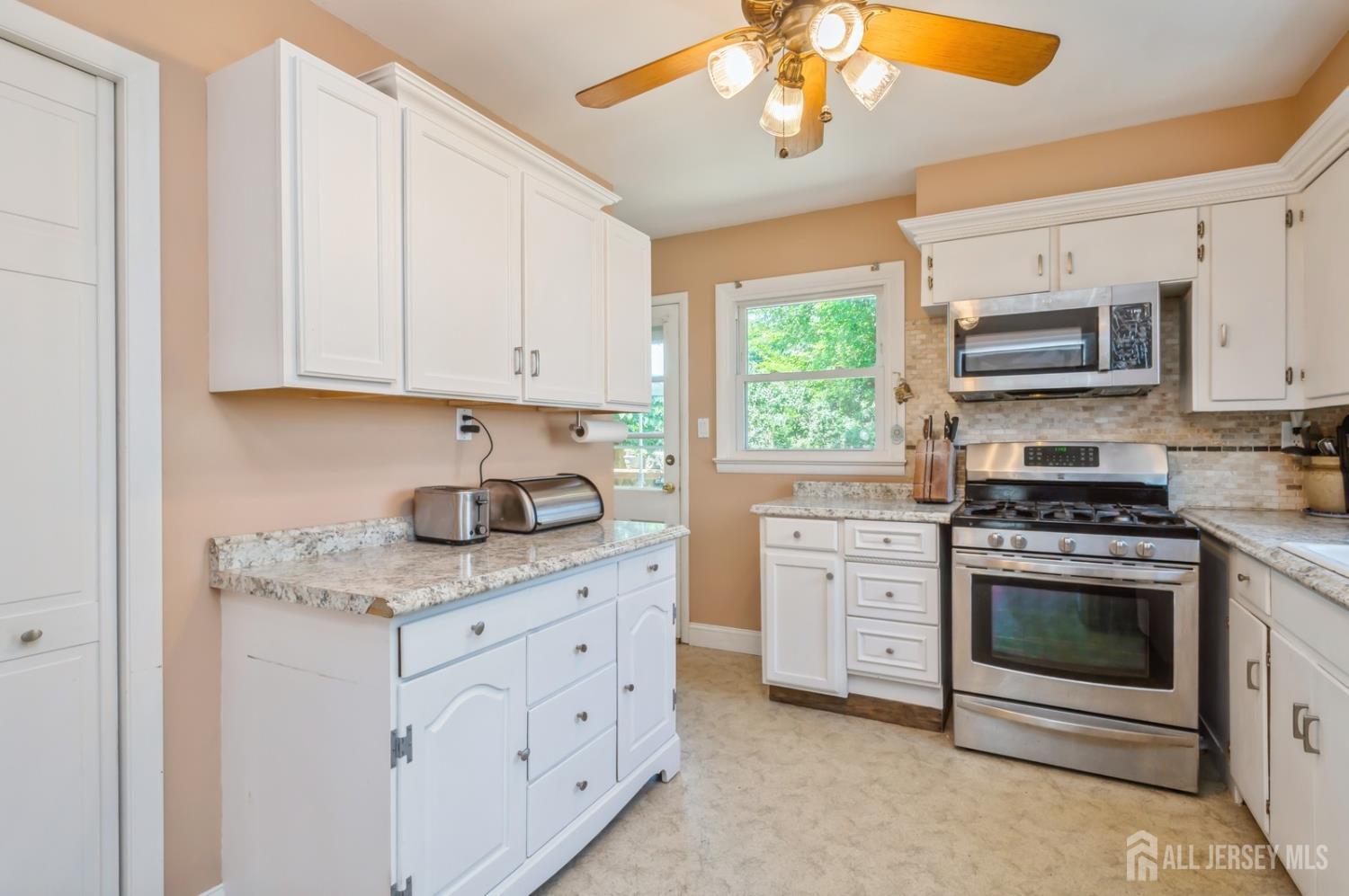 206 Charlotte Avenue, South Bound Brook, NJ, 08880 image 9