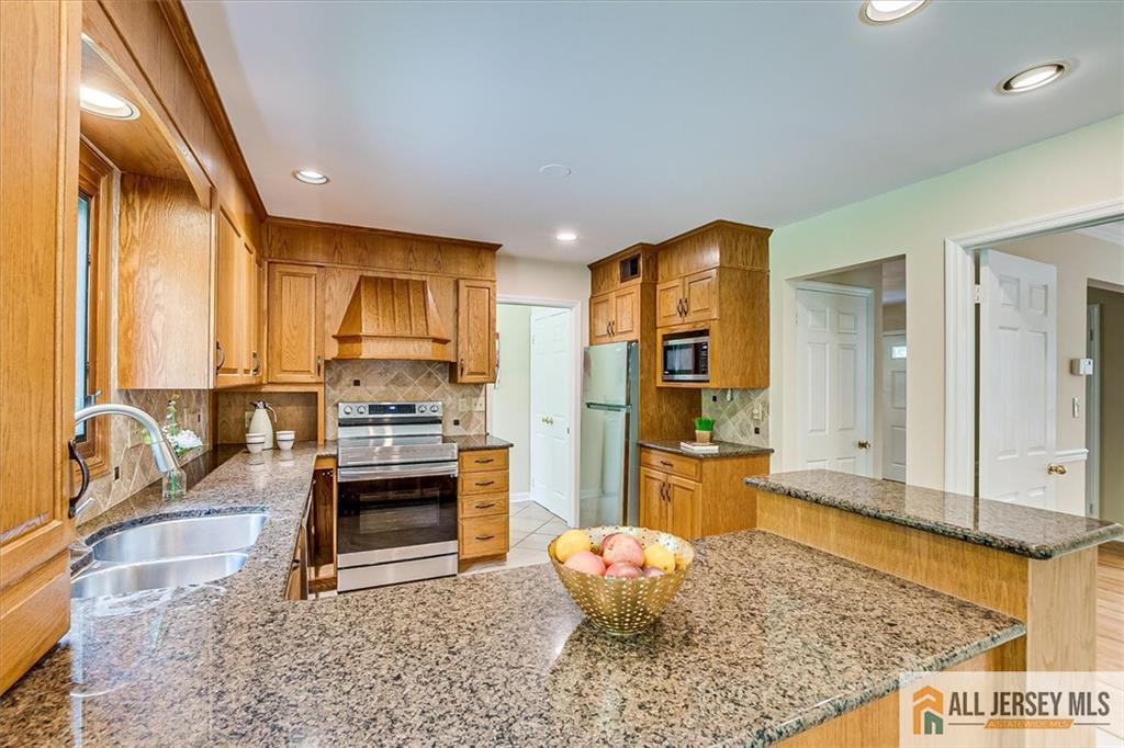 13 Douglass Drive, South Brunswick, NJ, 08540 image 15