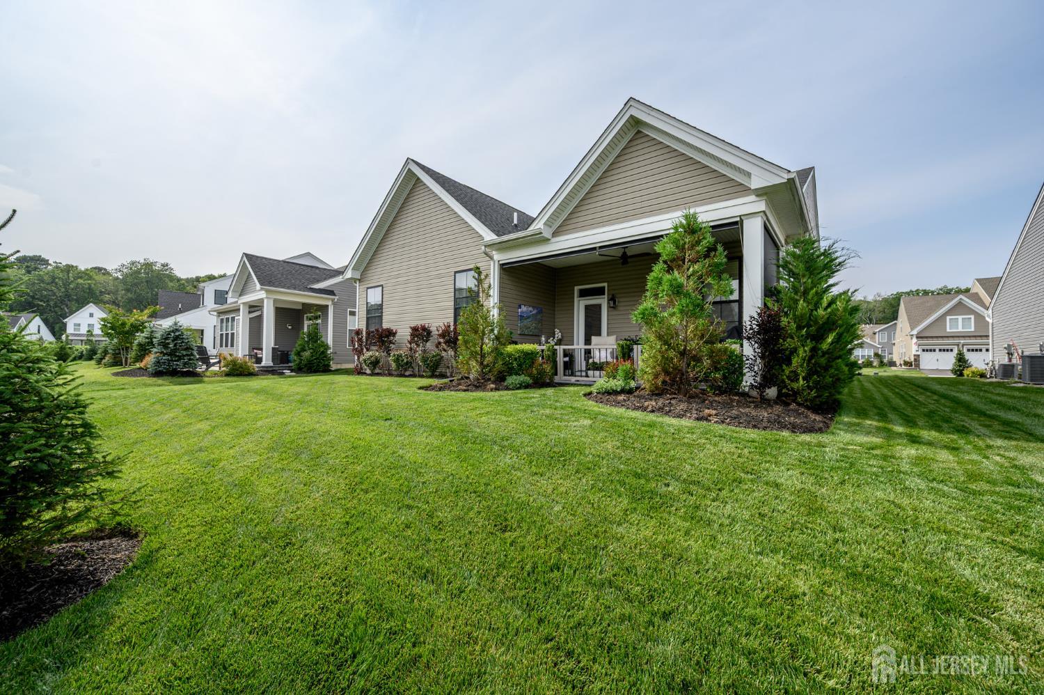 15 Woodspring Road, Farmingdale, NJ, 07727 image 35