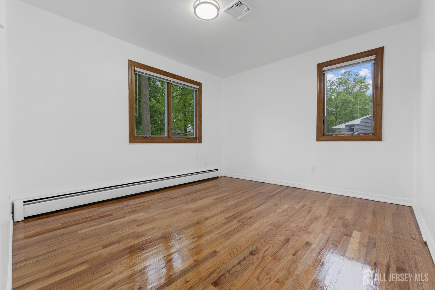 40 Montclair Avenue, Edison, NJ, 08820