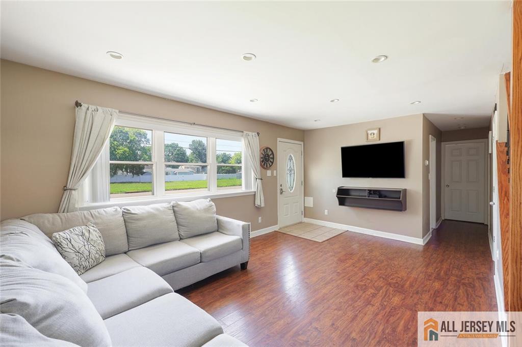 63 W Iselin Parkway, Iselin, NJ, 08830 image 6