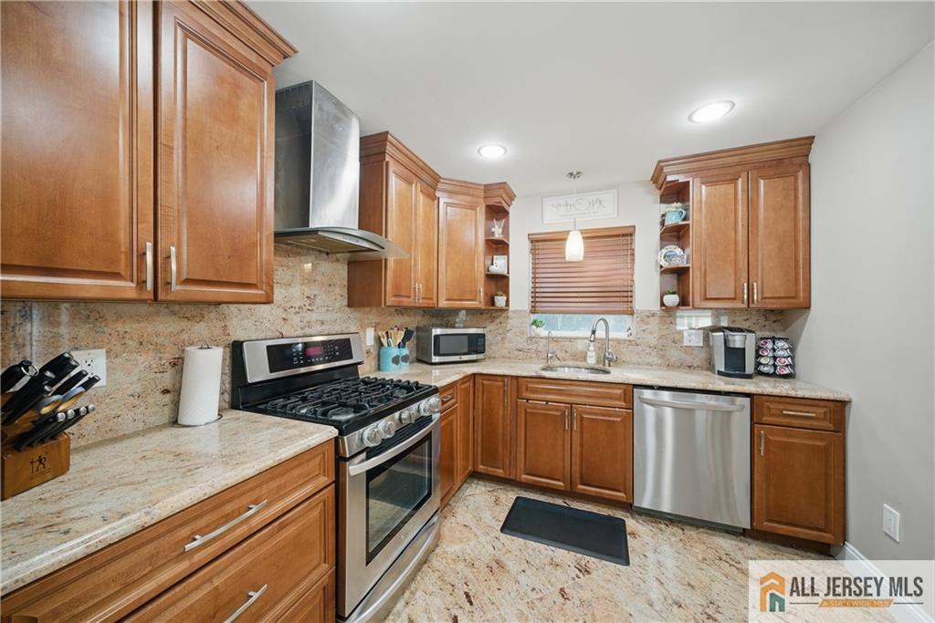 102 Murdock Street, Fords, NJ, 08863 image 7