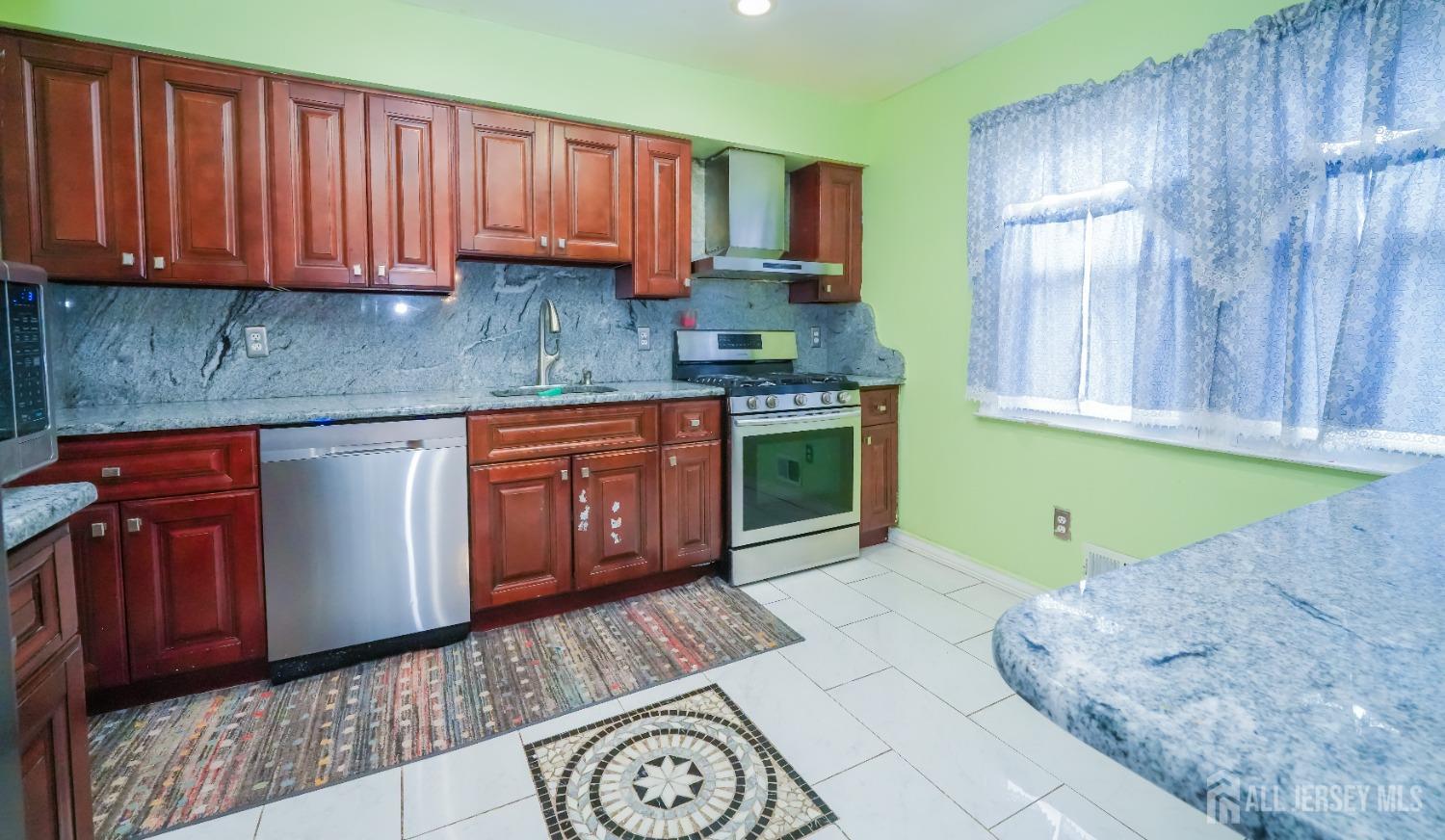 340 Park Avenue, Old Bridge, NJ, 08857 image 13