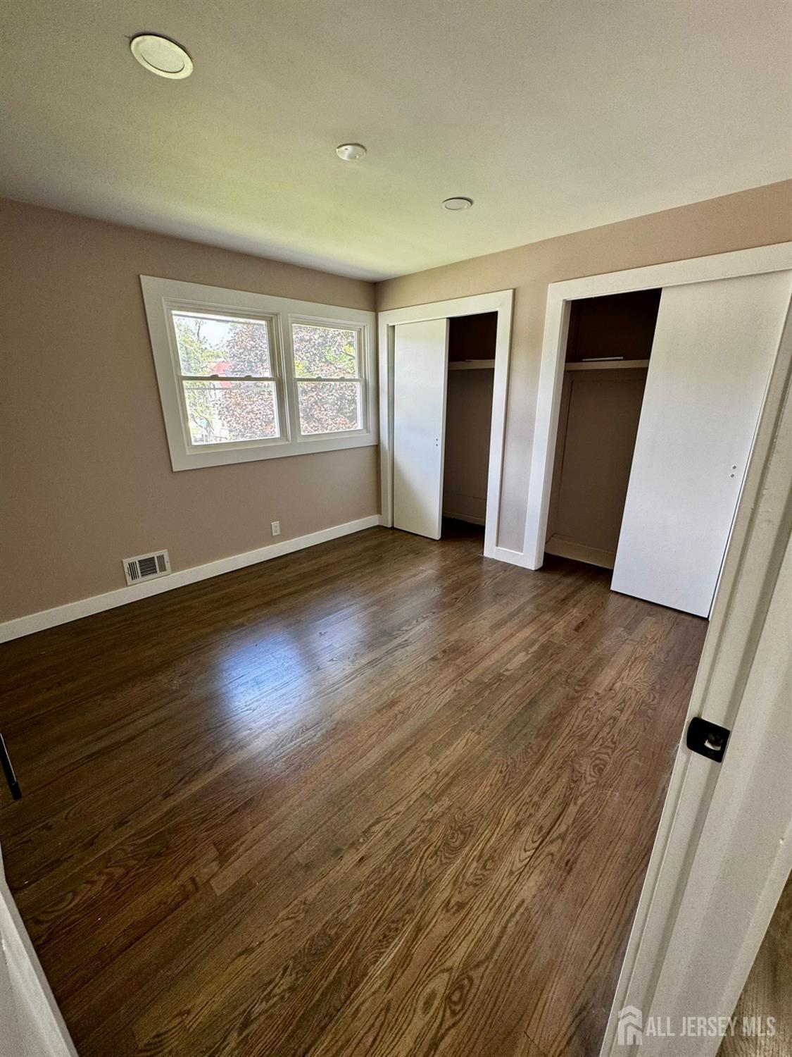 328 franklach Avenue, North Brunswick, NJ, 08902 image 19