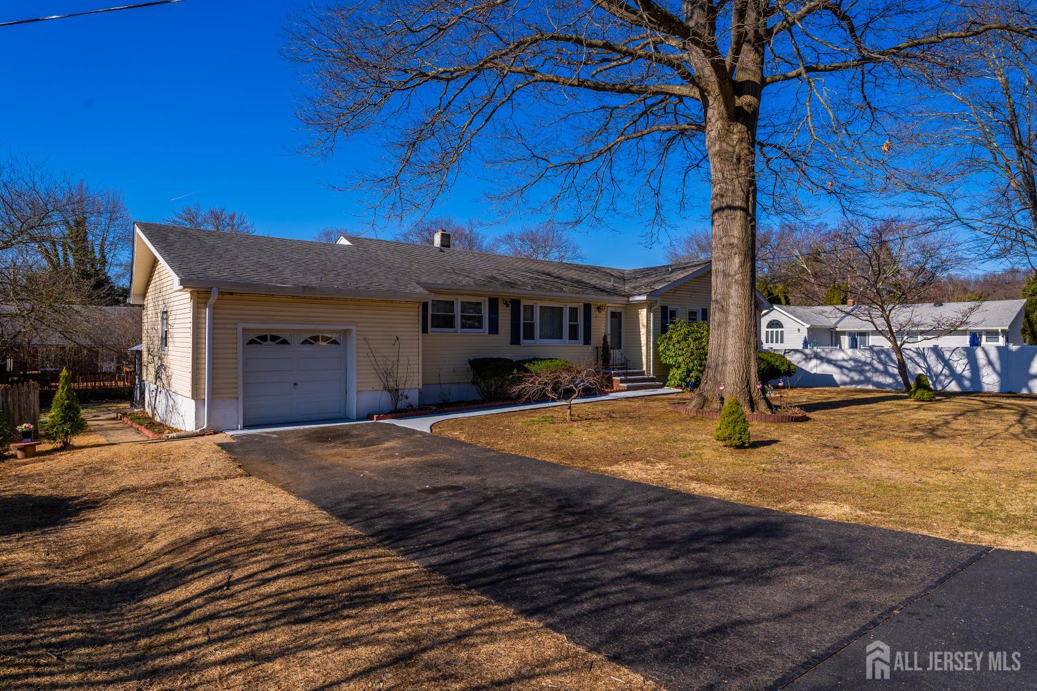 21 Coolidge Avenue, East Brunswick, NJ, 08816