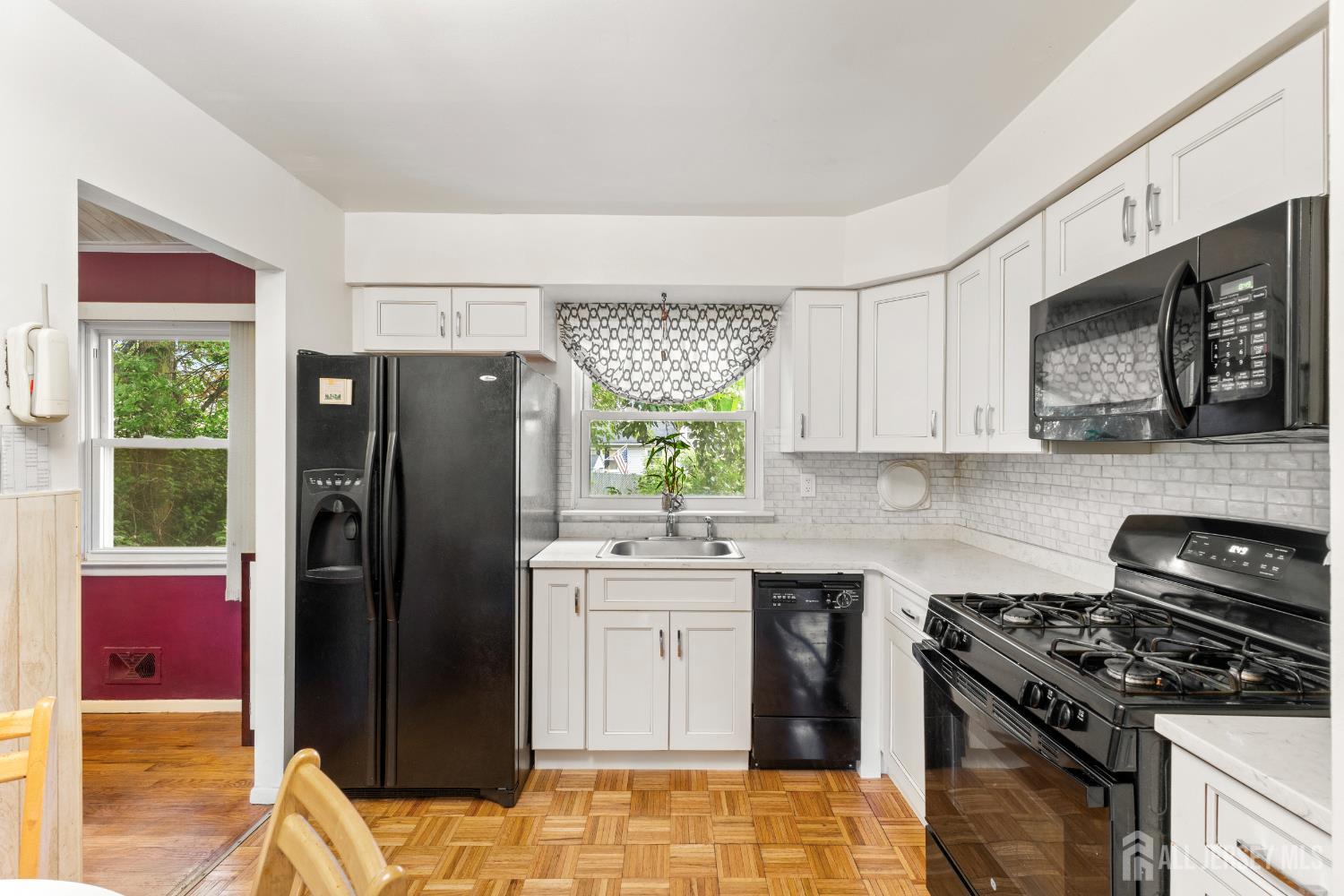 10 Denman Drive, Fords, NJ, 08863 image 19