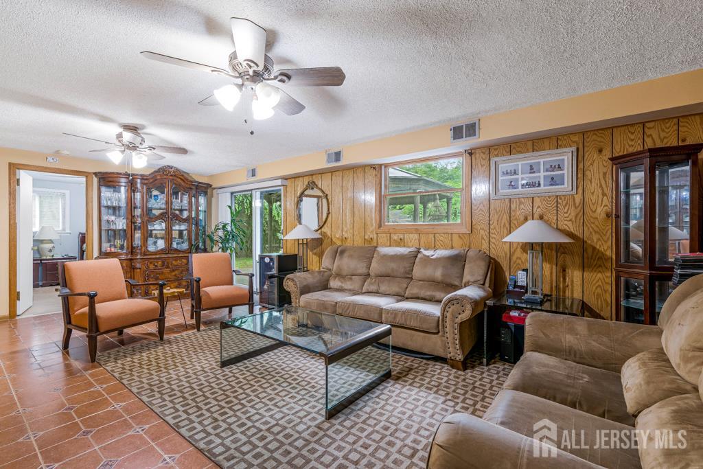 605 Beechwood Avenue, Middlesex, NJ, 08846 image 21
