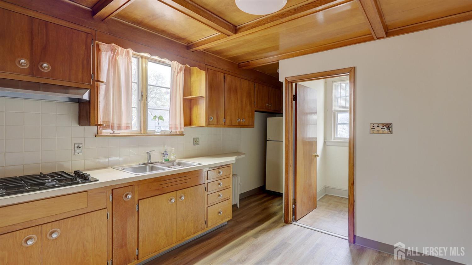20 S 2nd Avenue, Highland Park, NJ, 08904 image 8