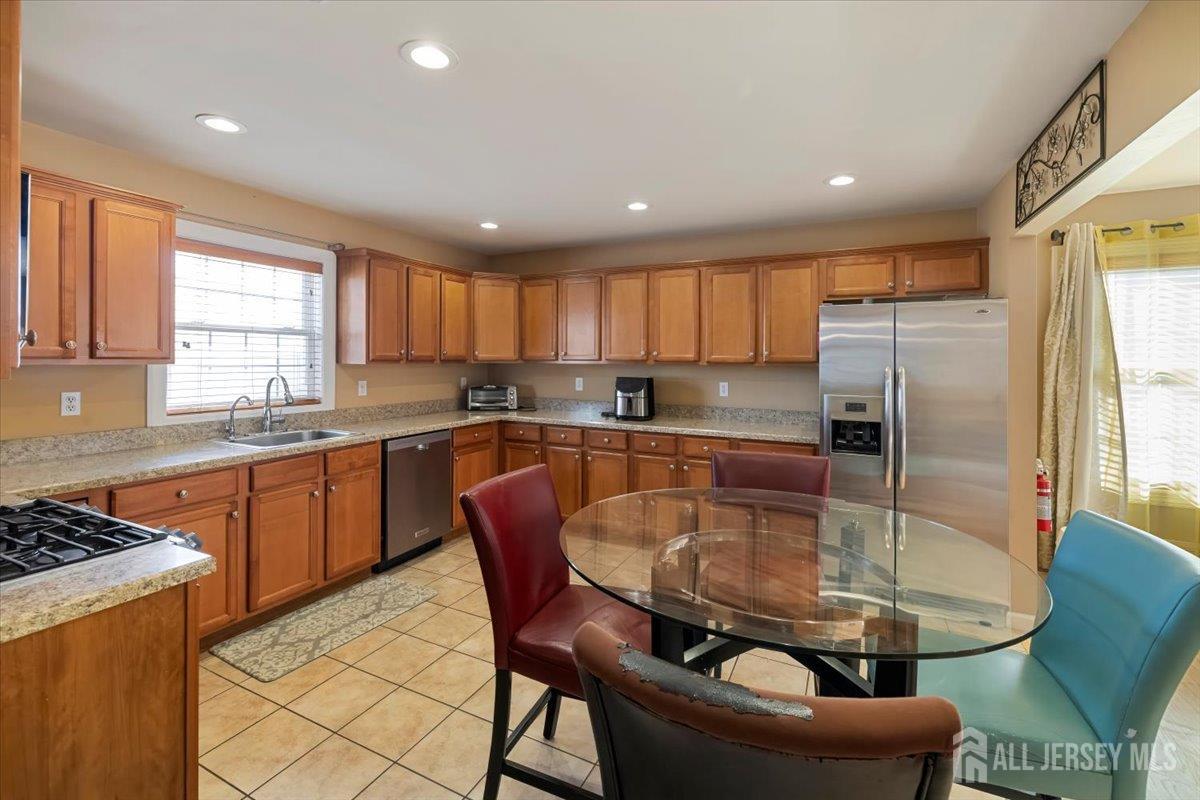 861 S Birch Street, Perth Amboy, NJ, 08861 image 14