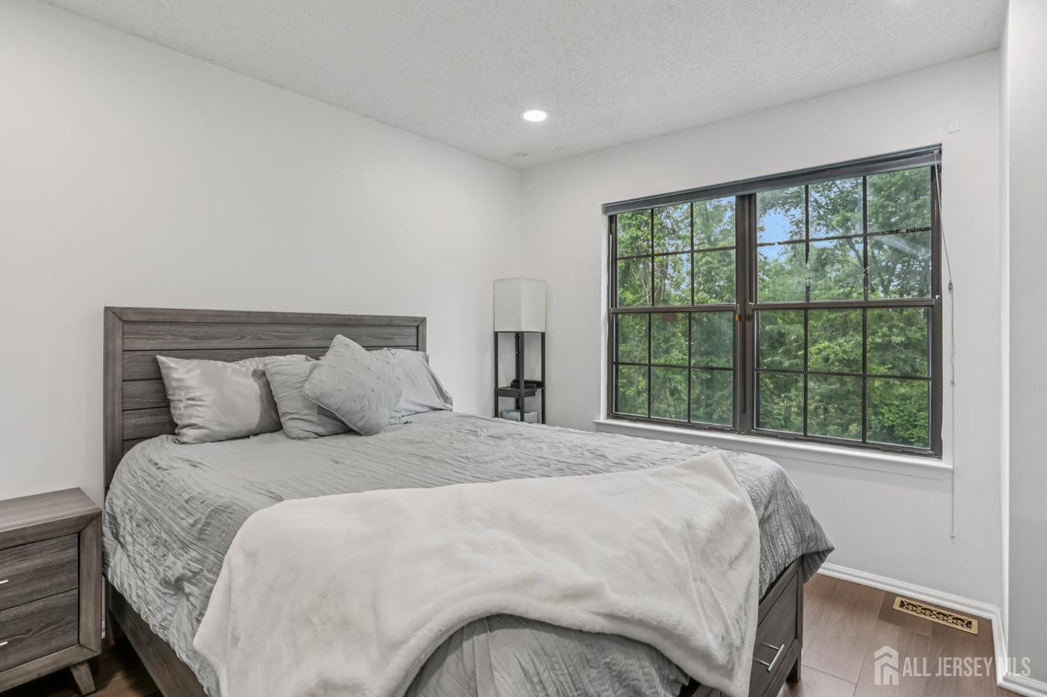 91 Pear Tree Lane, Franklin, NJ, 08823 image 29