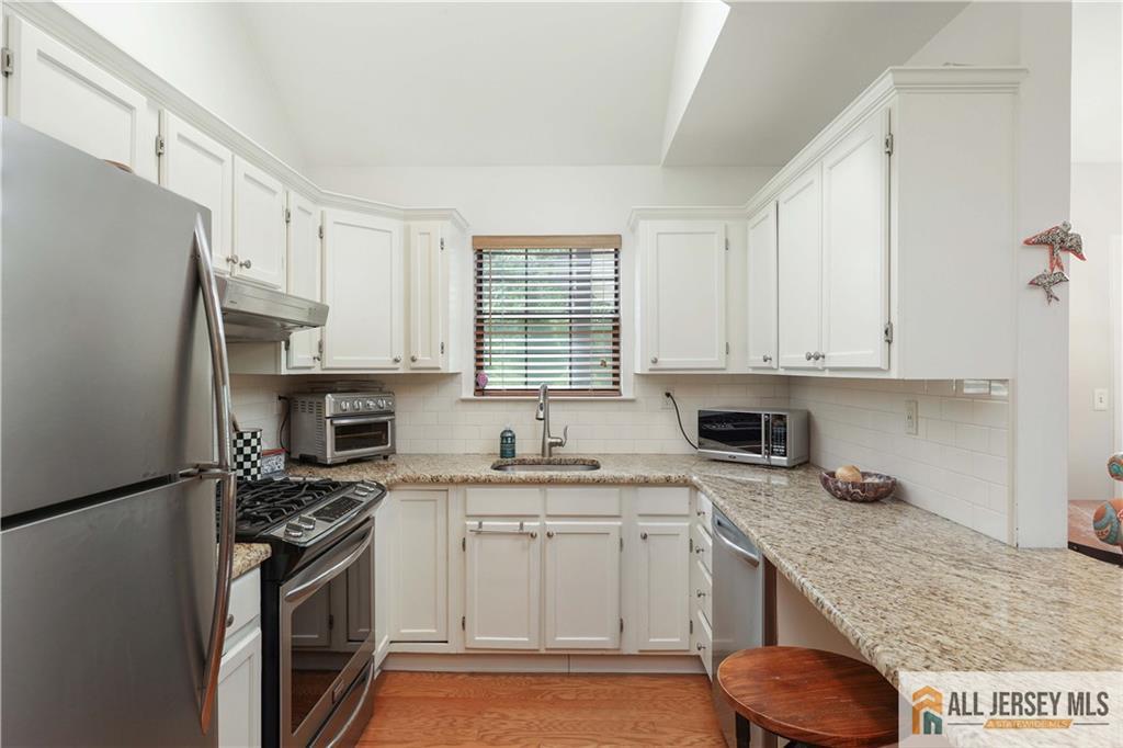 22 Palomino Place, Tinton Falls, NJ, 07701 image 11