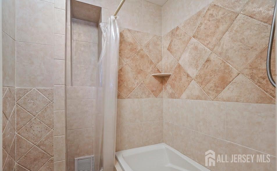 152 Northampton Drive, Holmdel, NJ, 07733 image 8
