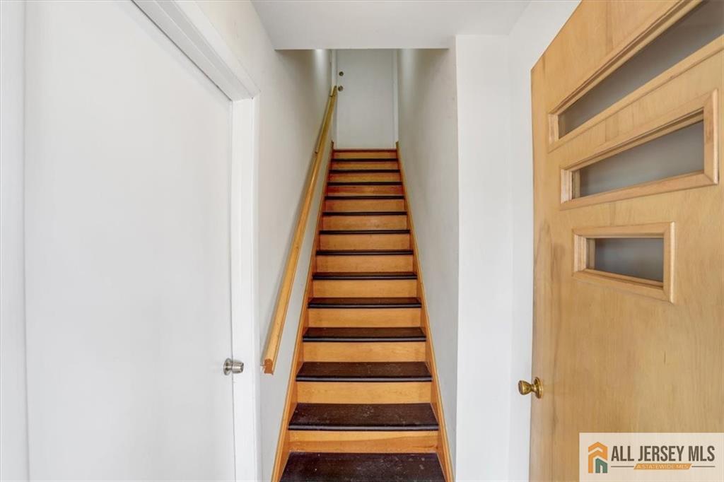 52 Saint Ann Street, Carteret, NJ, 07008 image 8