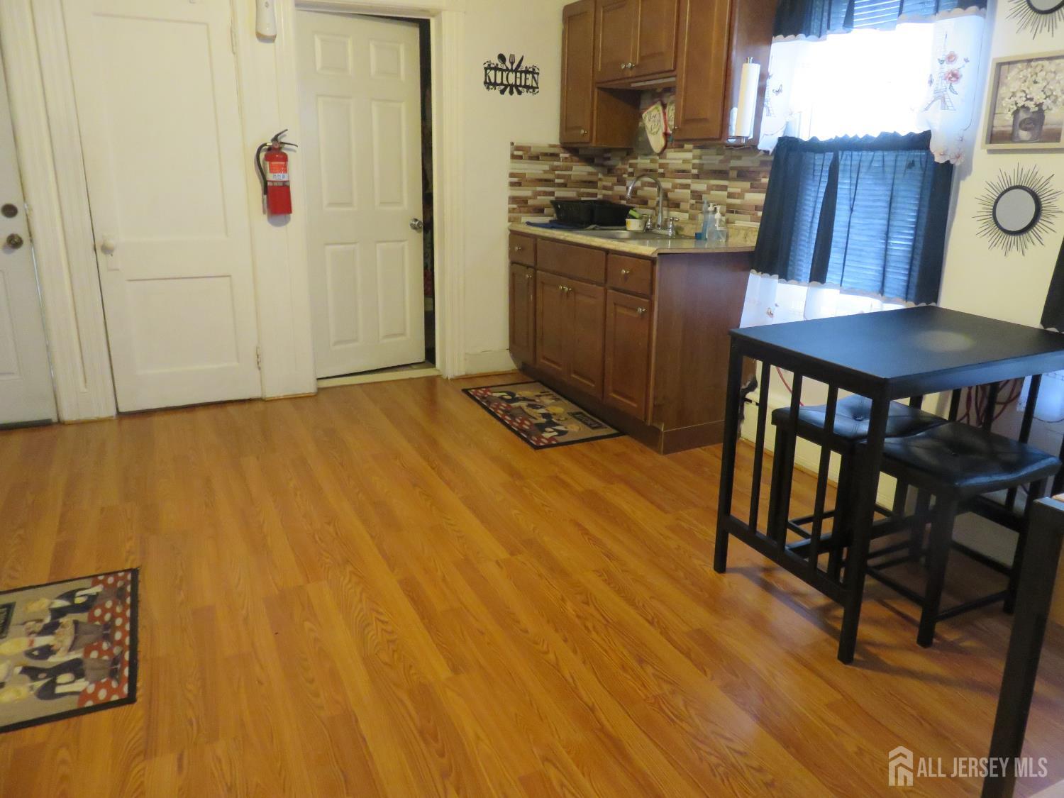 325 Goodwin Street, Perth Amboy, NJ, 08861 image 16