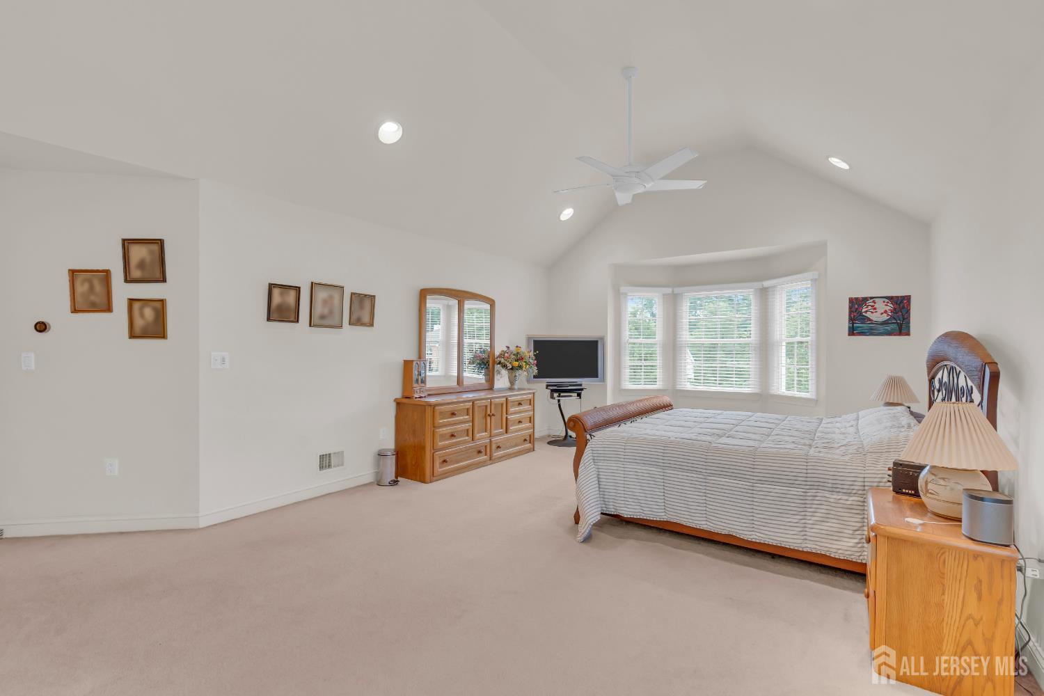 329 Valley View Circle, Freehold Twp, NJ, 07728 image 12