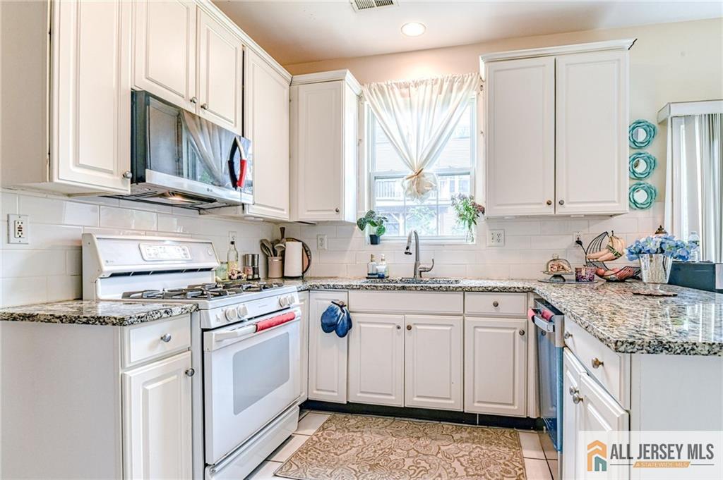 17 Hyde Park Drive, East Brunswick, NJ, 08816 image 14