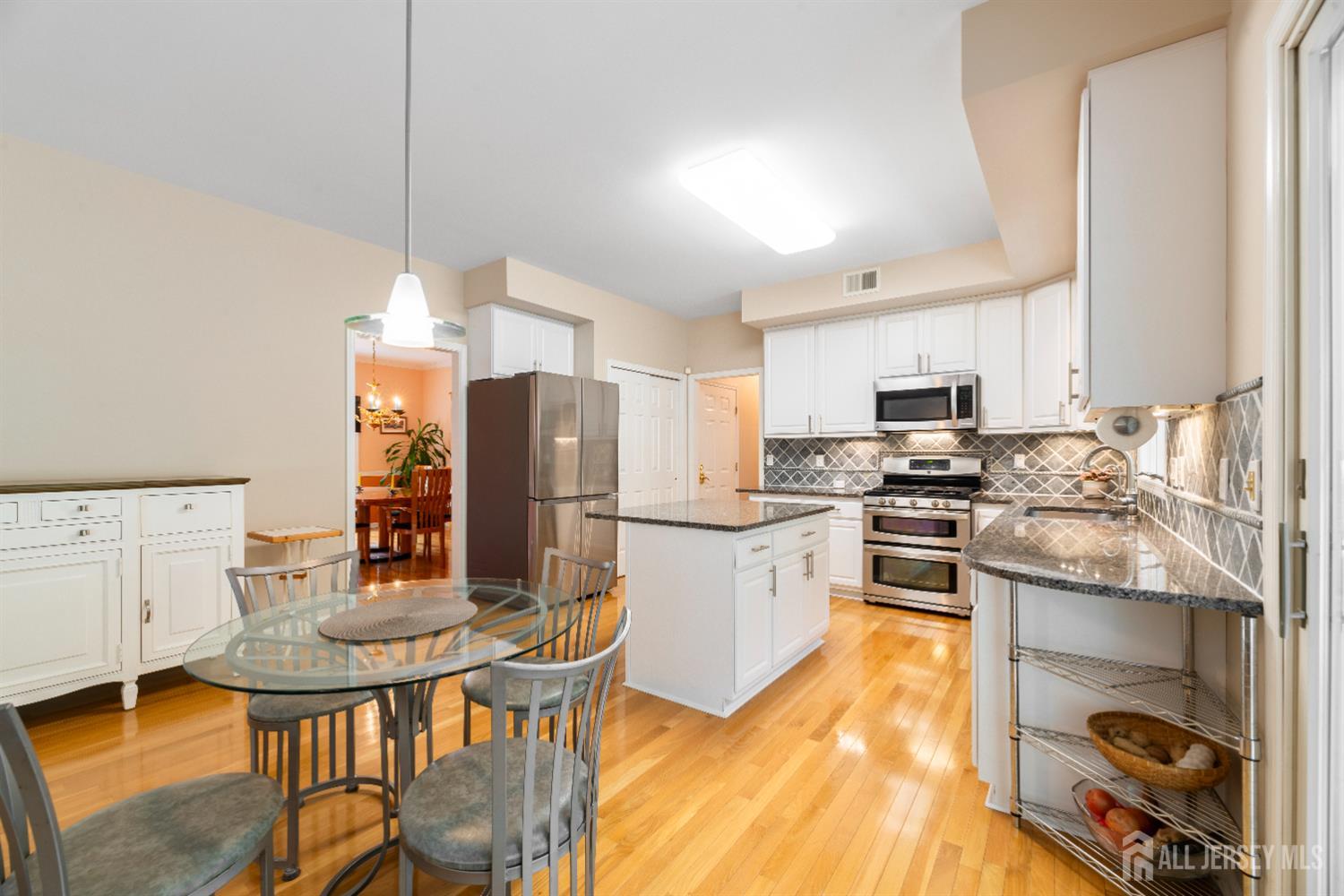 18 Stout Drive, Hillsborough, NJ, 08844 image 17
