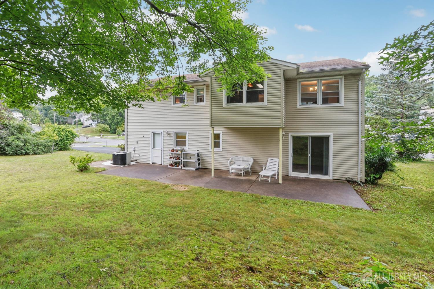 28 Thomas Road, East Brunswick, NJ, 08816 image 36