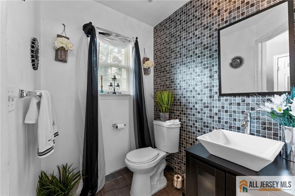 11 Rondell Lane Image 3