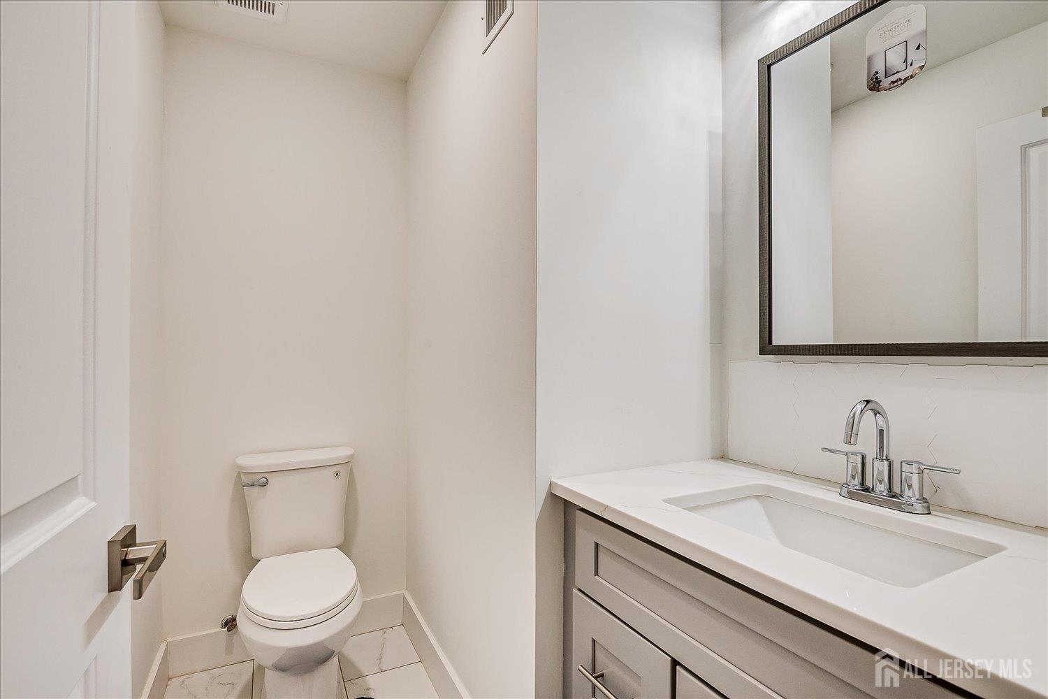 240 Main Street, South Amboy, NJ, 08879 image 16