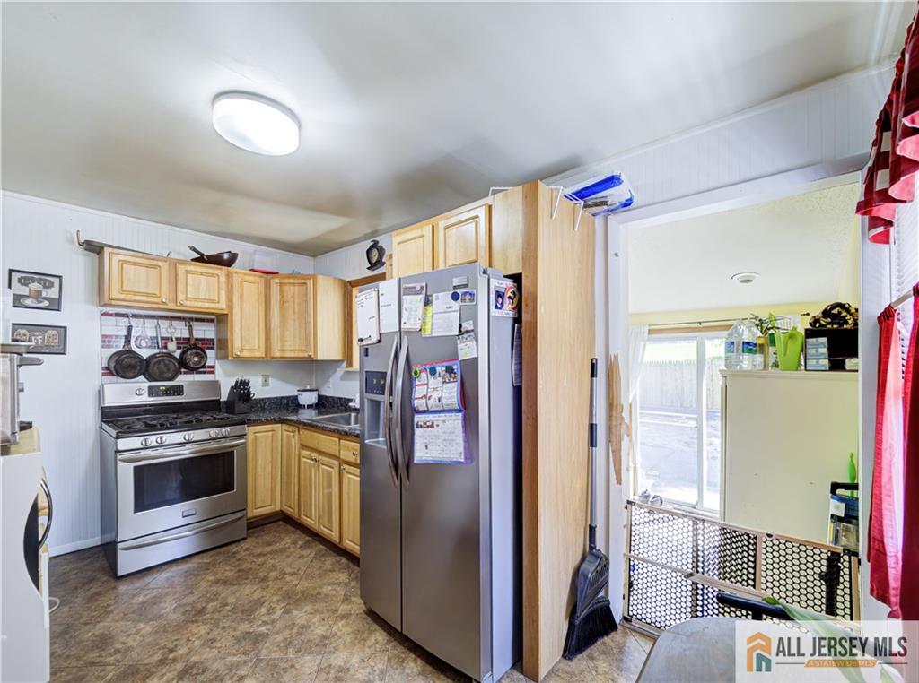 12 Louis Street, Hopelawn, NJ, 08861 image 9