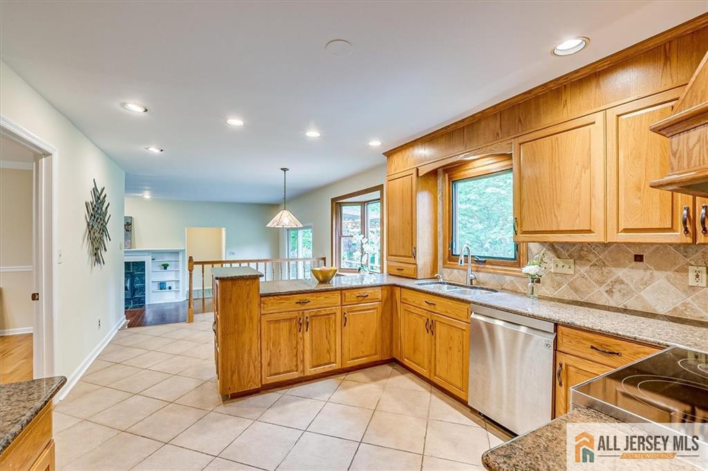 13 Douglass Drive, South Brunswick, NJ, 08540 image 18