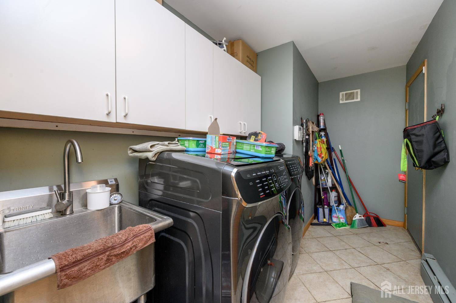 2 Malibu Drive, Sparta, NJ, 07871 image 16