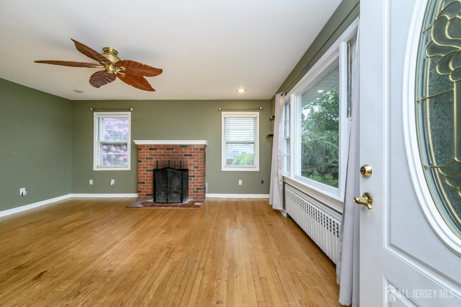 4 Ashwood Place, North Brunswick, NJ, 08902