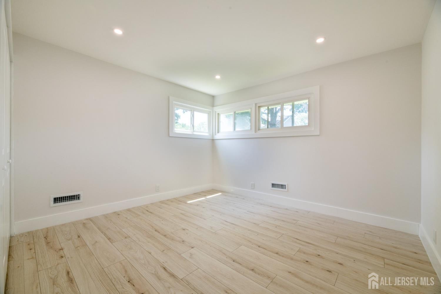 39 Southwood Drive, Old Bridge, NJ, 08857 image 12