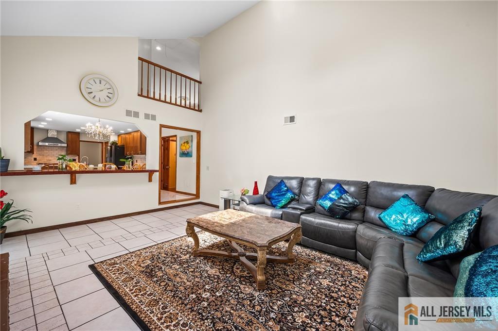 2 Silver Hollow Road, North Brunswick, NJ, 08902 image 18
