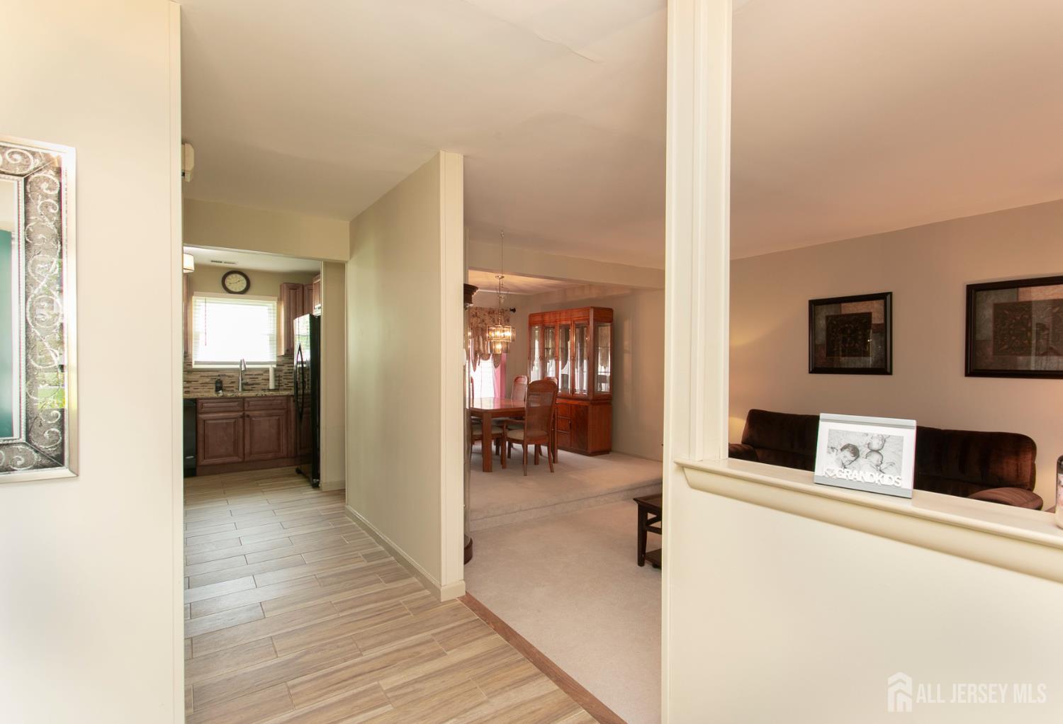 71 S Sagamore Avenue, Edison, NJ, 08820