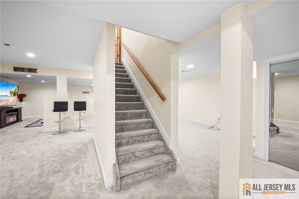 2 Silver Hollow Road, North Brunswick, NJ, 08902 image 35