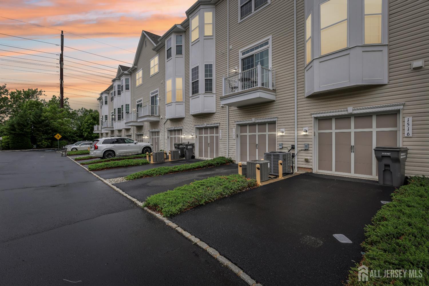 1525 Hudson Circle, Highland Park, NJ, 08904