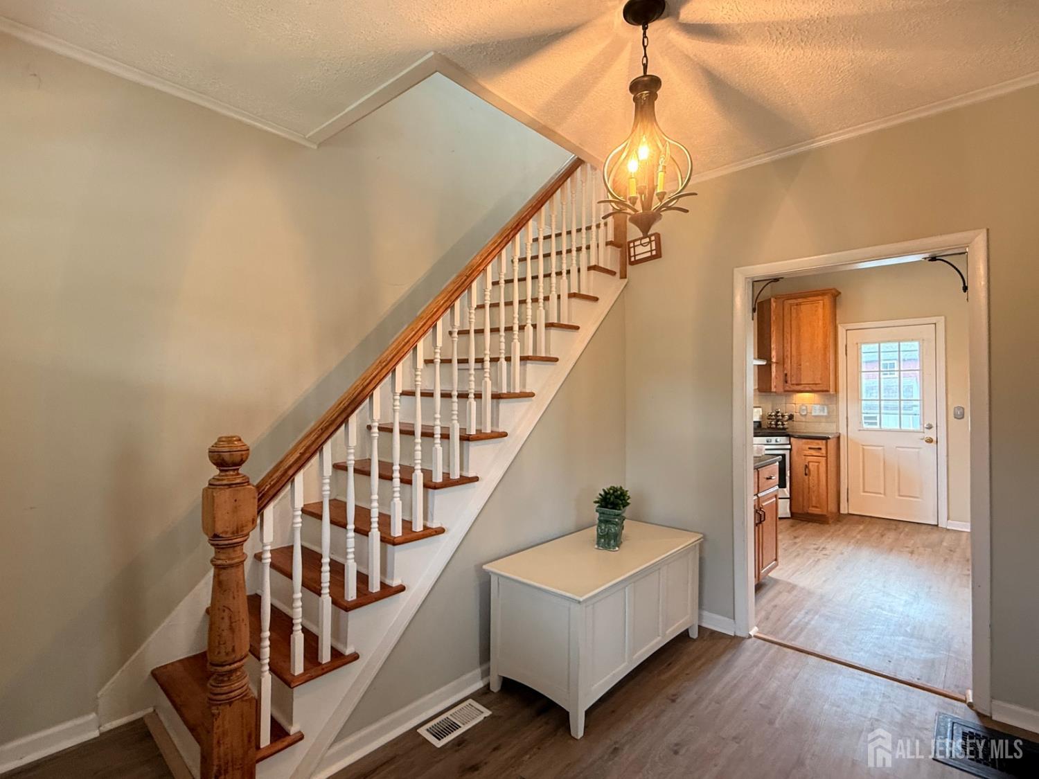 106 Union Avenue, Middlesex, NJ, 08856 image 8