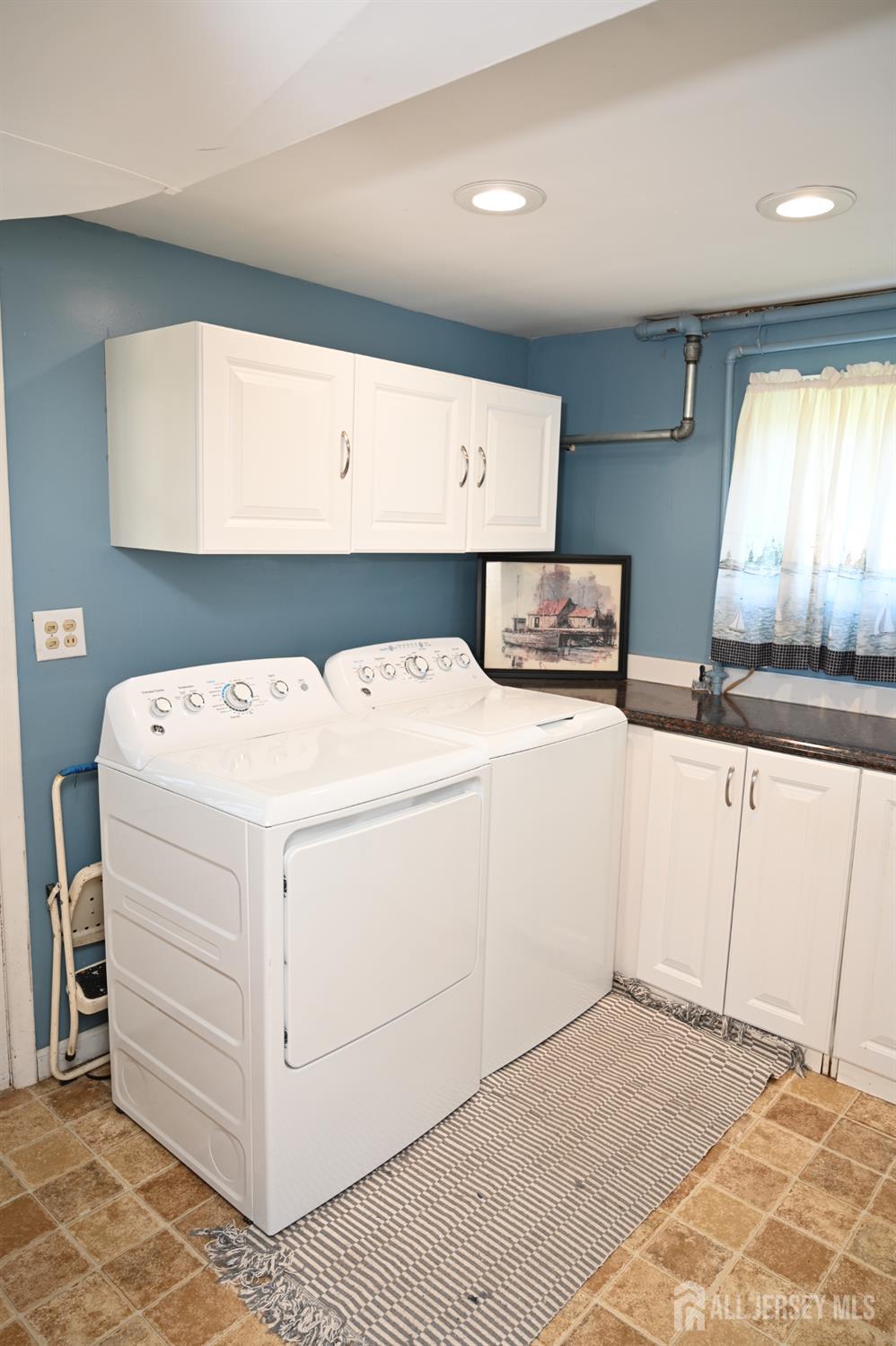 6 Nancy Circle, Edison, NJ, 08817 image 29