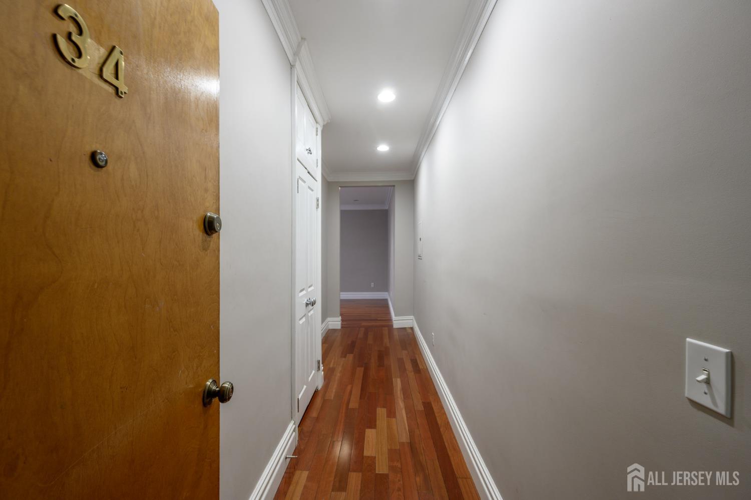 7435 Boulevard East 34 Image 4