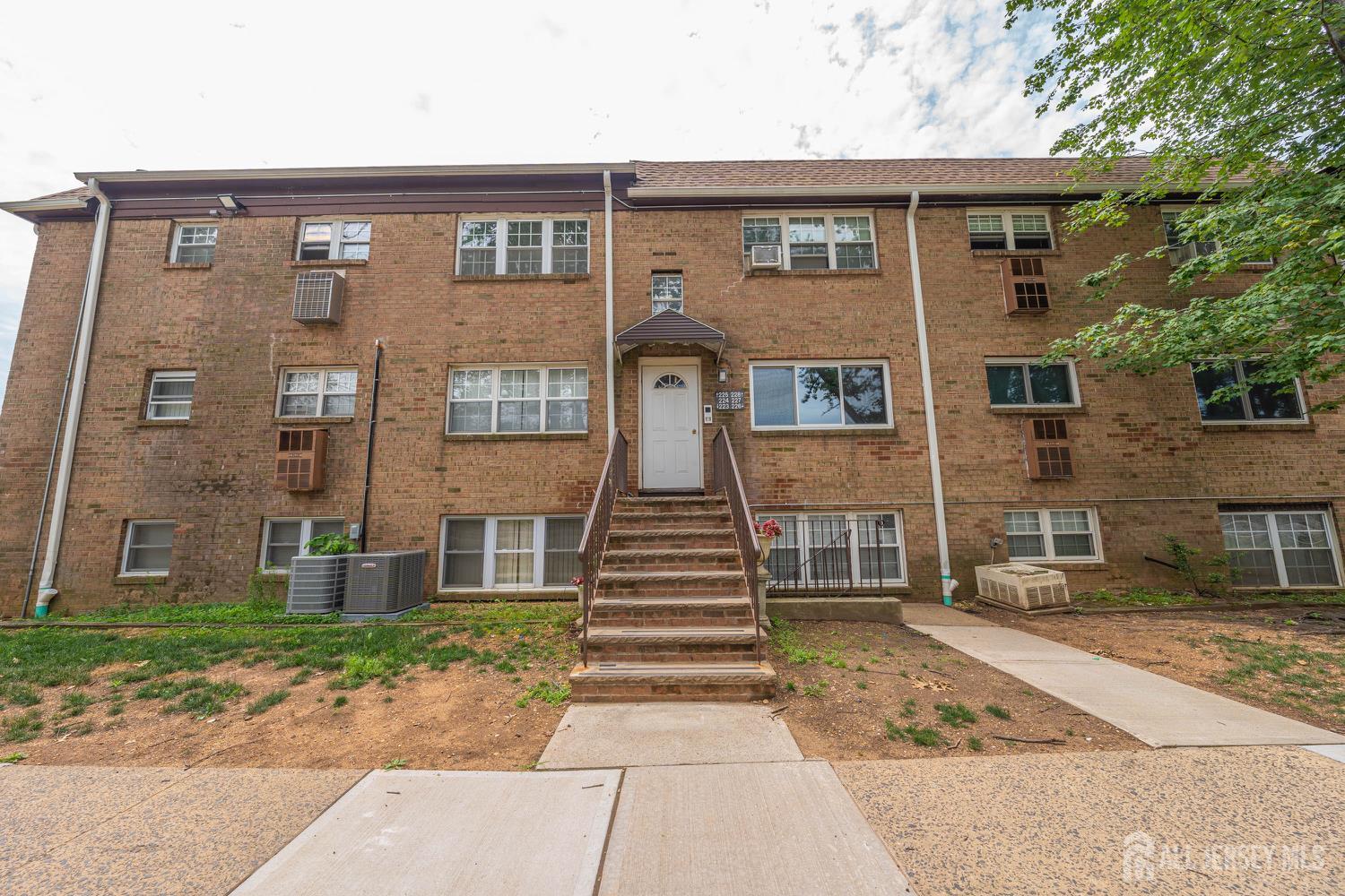 227 college Drive, Edison, NJ, 08817