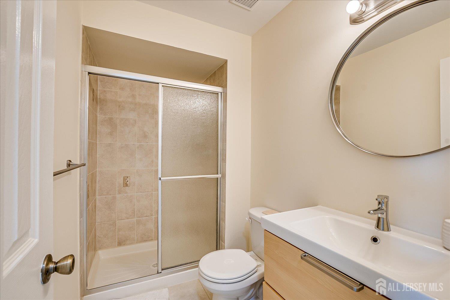 900 Thomas Avenue, North Brunswick, NJ, 08902 image 11