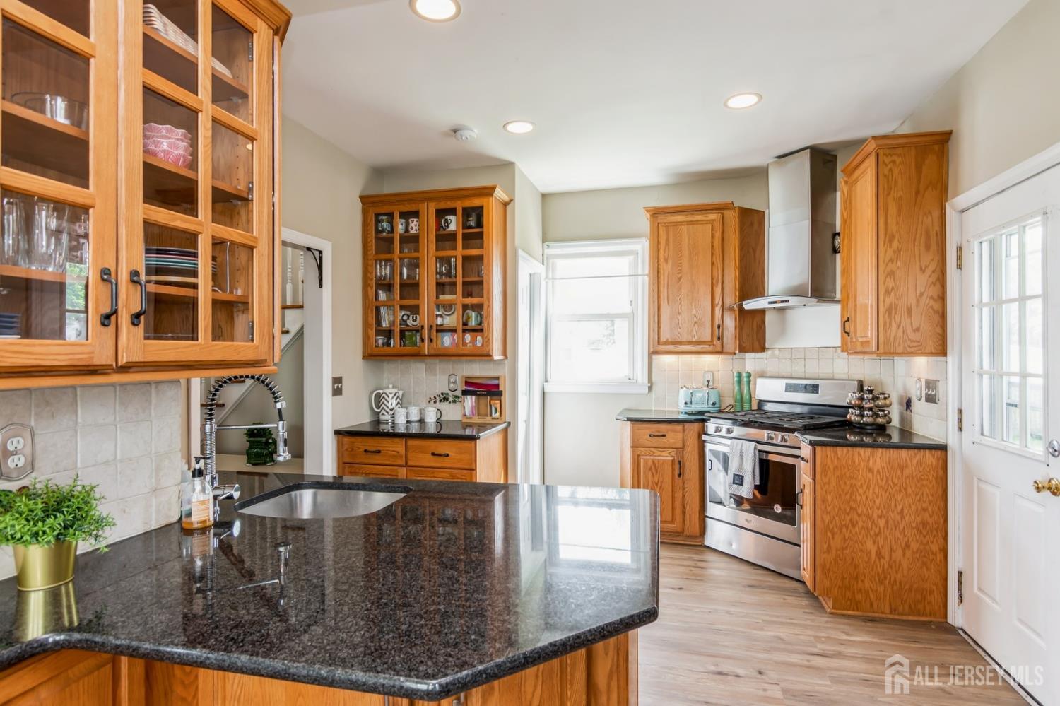 106 Union Avenue, Middlesex, NJ, 08856 image 10